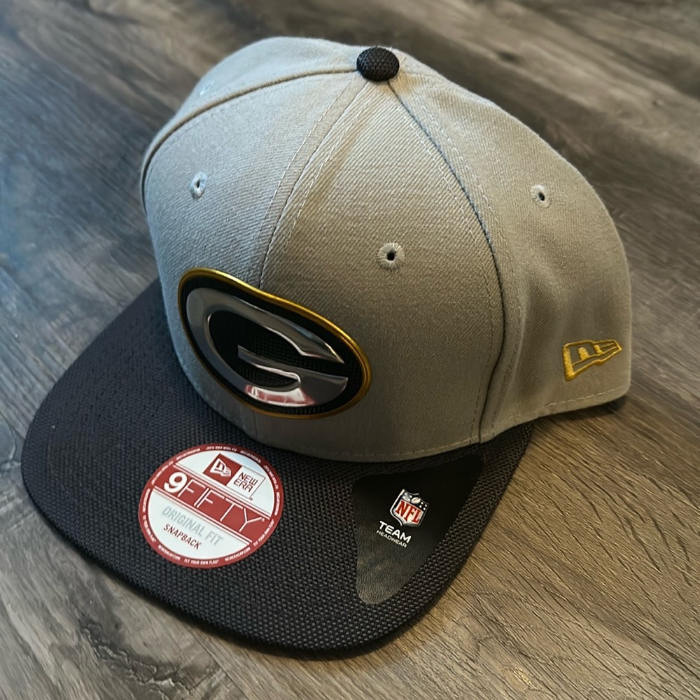 Green Bay Packers New Era Snap Back Gold Collection Brand New w/ Tags AUTHENTIC